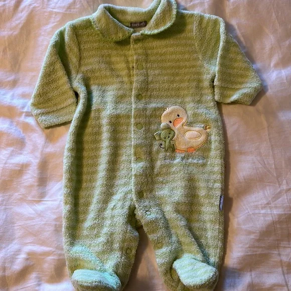 Carters Pajamas - 4 pair bundle - Picture 6 of 7